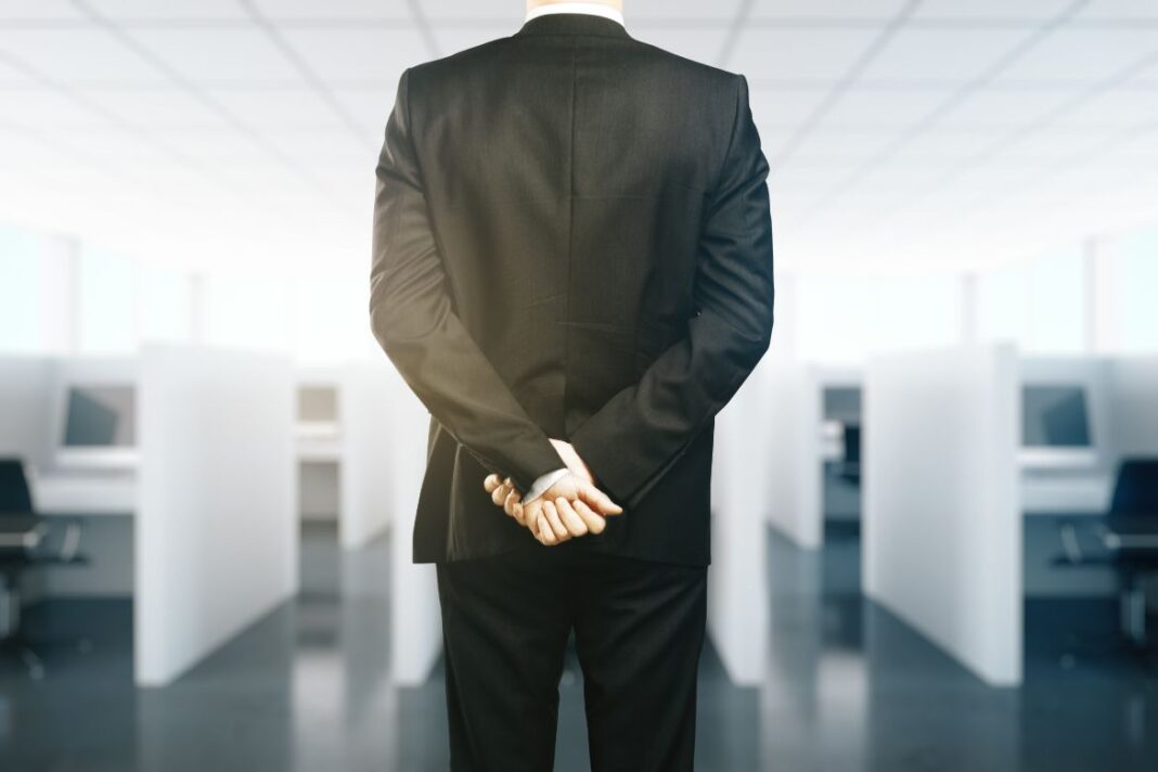 Psychology of Walking with Hands Behind Your Back: What It Reveals