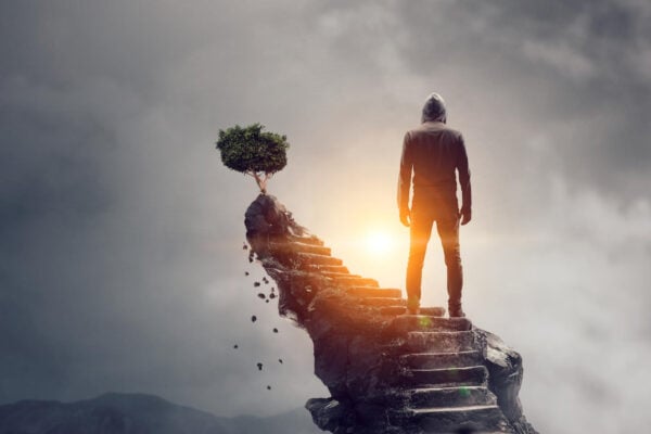 Break Free: 9 Toxic Habits Holding You Back from Real Success Break Free: 9 Toxic Habits Holding You Back from Real Success
